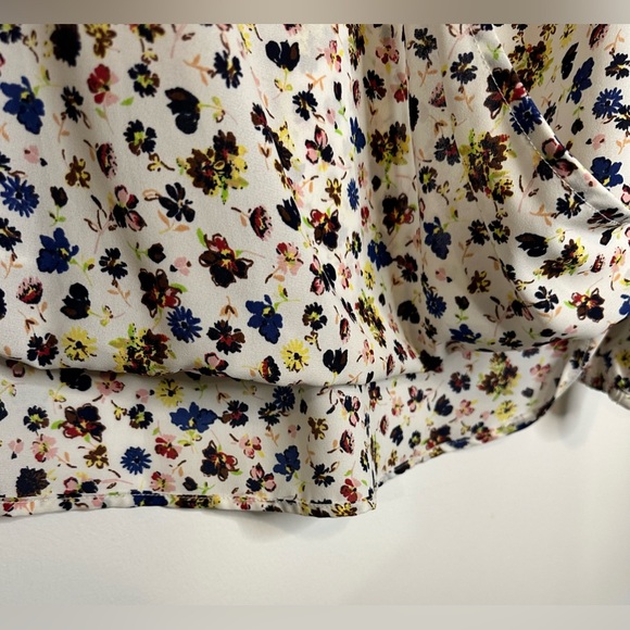 PLEIONE White Floral Print Surplice Blouse Roll Tab Sleeve Hi Low Sz XS/XP - Picture 7 of 11